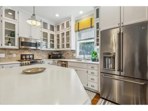 8170 Sw Maxine Lane Wilsonville OR 97070