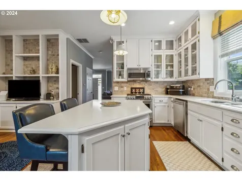 8170 Sw Maxine Lane Wilsonville OR 97070