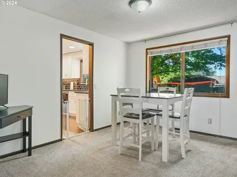 808 Ne Baldwin Drive Hillsboro OR 97124