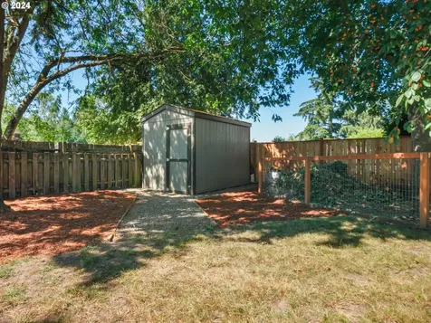 808 Ne Baldwin Drive Hillsboro OR 97124