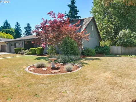 808 Ne Baldwin Drive Hillsboro OR 97124