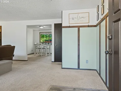 808 Ne Baldwin Drive Hillsboro OR 97124