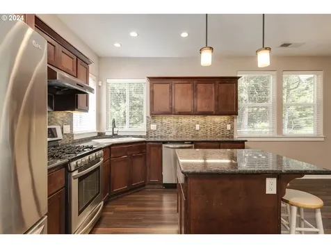 5485 Mink Hollow Street Se Salem OR 97306