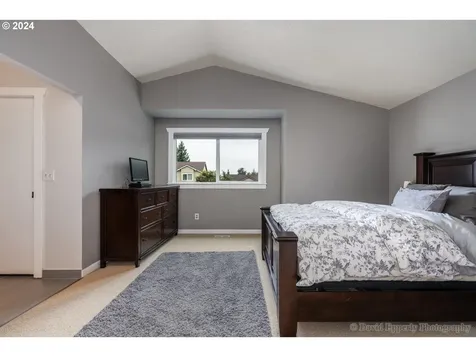 1311 Nw 19th Street Gresham OR 97030