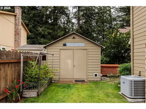 1311 Nw 19th Street Gresham OR 97030