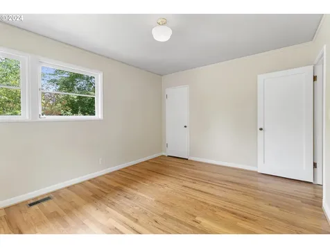 5155 Sw Cherry Avenue Beaverton OR 97005