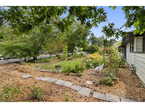 5155 Sw Cherry Avenue Beaverton OR 97005