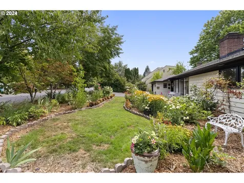 5155 Sw Cherry Avenue Beaverton OR 97005