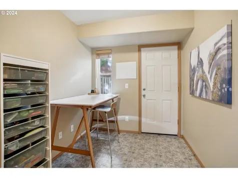 10412 SE Oak Street Portland OR 97216