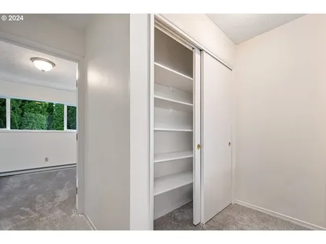 2222 Ne Halsey Street Portland OR 97232