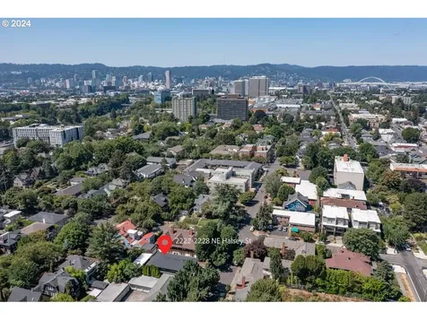 2222 Ne Halsey Street Portland OR 97232