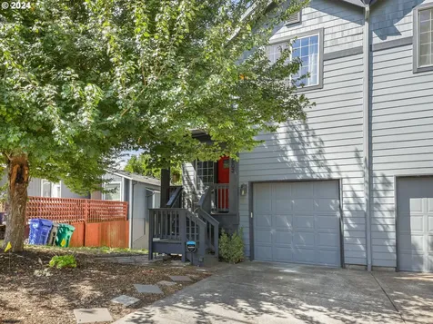 8803 N Tyndall Avenue Portland OR 97217