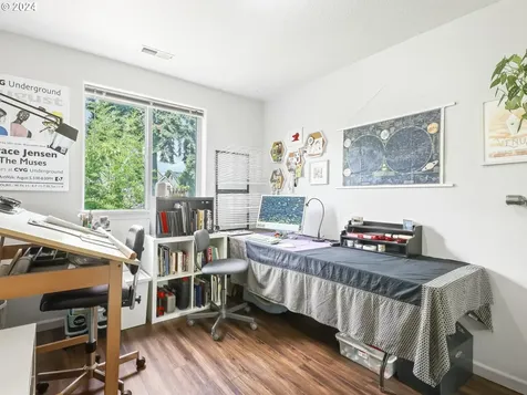 8803 N Tyndall Avenue Portland OR 97217