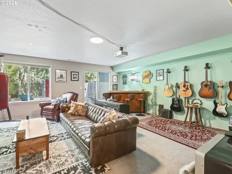 8803 N Tyndall Avenue Portland OR 97217