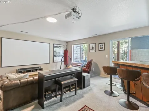 8803 N Tyndall Avenue Portland OR 97217