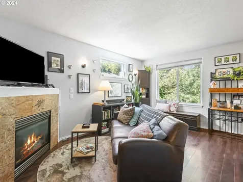 8803 N Tyndall Avenue Portland OR 97217