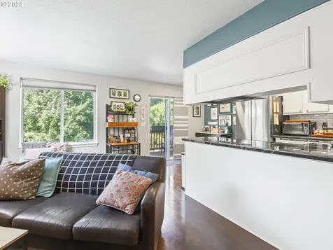 8803 N Tyndall Avenue Portland OR 97217