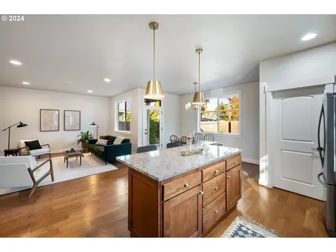 4050 Se 63rd Avenue Portland OR 97206