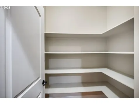 4050 Se 63rd Avenue Portland OR 97206