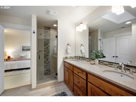 4050 Se 63rd Avenue Portland OR 97206