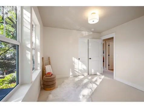 4050 Se 63rd Avenue Portland OR 97206