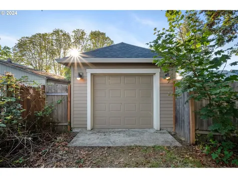 4050 Se 63rd Avenue Portland OR 97206
