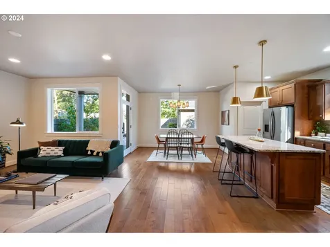 4050 Se 63rd Avenue Portland OR 97206
