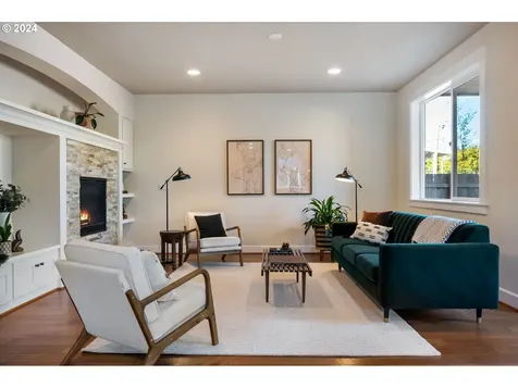 4050 Se 63rd Avenue Portland OR 97206