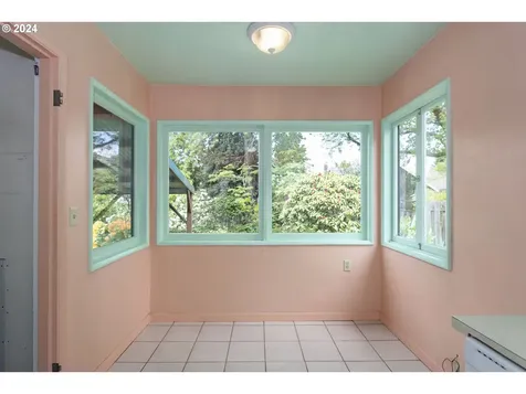 2115 N Alberta Street Portland OR 97217