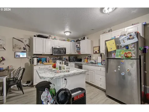 2010 Ne Stapleton Road Vancouver WA 98661