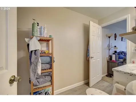 2010 Ne Stapleton Road Vancouver WA 98661