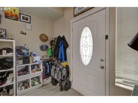 2010 Ne Stapleton Road Vancouver WA 98661