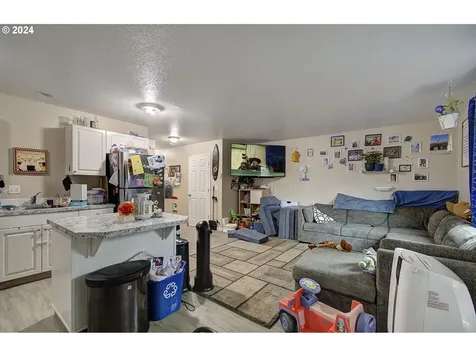2010 Ne Stapleton Road Vancouver WA 98661