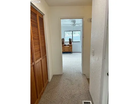963 NE Laurance Street Myrtle Creek OR 97457