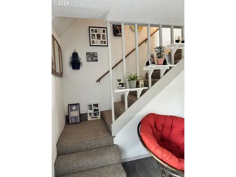 963 NE Laurance Street Myrtle Creek OR 97457