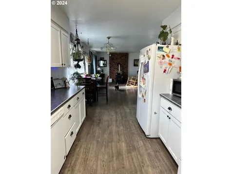 963 NE Laurance Street Myrtle Creek OR 97457