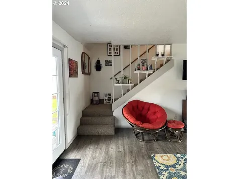 963 NE Laurance Street Myrtle Creek OR 97457