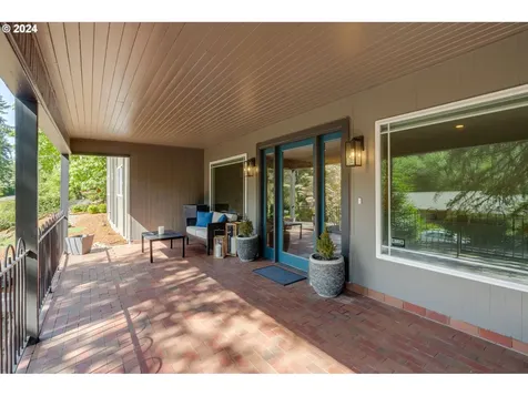6865 SW Gable Parkway Portland OR 97225