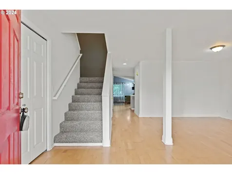 14523 Se Hemmen Avenue Clackamas OR 97015