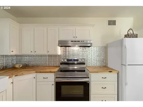 7621 Sw 30th Drive Portland OR 97219