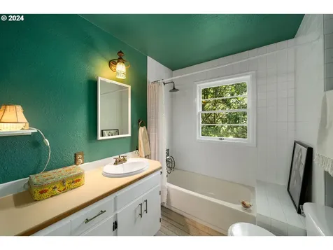 7621 Sw 30th Drive Portland OR 97219