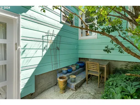 7621 Sw 30th Drive Portland OR 97219