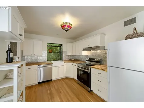 7621 Sw 30th Drive Portland OR 97219