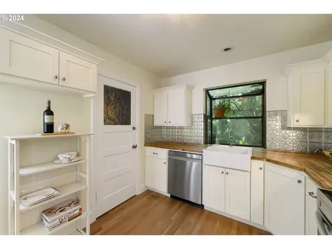 7621 Sw 30th Drive Portland OR 97219