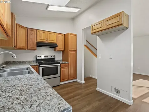 136 SE 151st Avenue Portland OR 97233