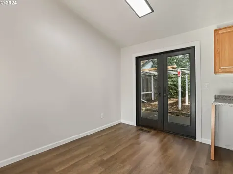 136 SE 151st Avenue Portland OR 97233