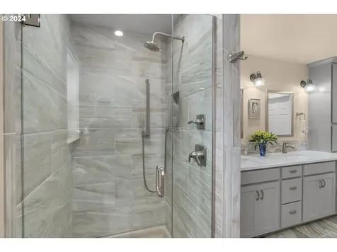 15522 S Saddle Lane Oregon City OR 97045
