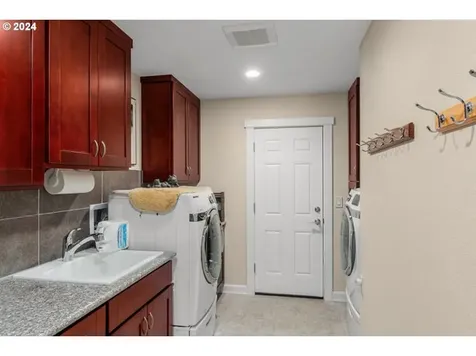 15522 S Saddle Lane Oregon City OR 97045