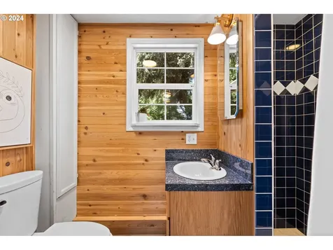 4315 Ne Beech Street Portland OR 97213