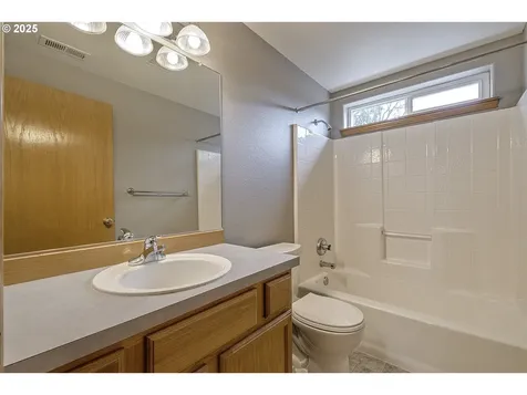 574 SE 57th Avenue Hillsboro OR 97123